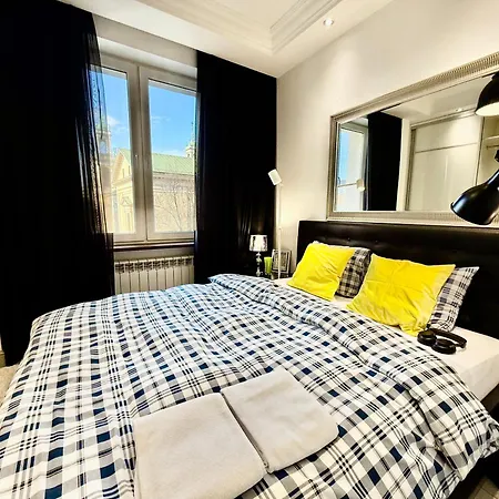 Class Metro Fast Wifi 100 Mbs 70'tv Netflix Hbo Max Disney+ Appletv+ Appartement