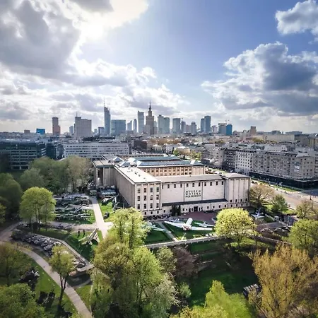 Class Metro Fast Wifi 100 Mbs 70'tv Netflix Hbo Max Disney+ Appletv+ * Varsovie