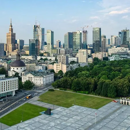 Class Metro Fast Wifi 100 Mbs 70'tv Netflix Hbo Max Disney+ Appletv+ * Warschau