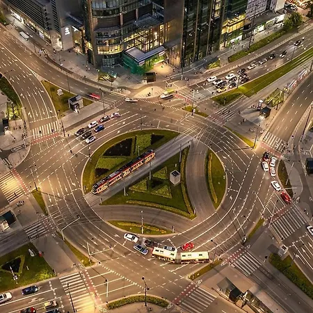 Class Metro Fast Wifi 100 Mbs 70'tv Netflix Hbo Max Disney+ Appletv+