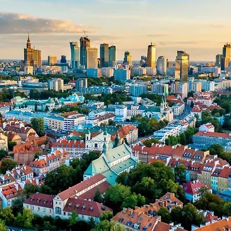 Class Metro Fast Wifi 100 Mbs 70'tv Netflix Hbo Max Disney+ Appletv+ Apartment Warsaw