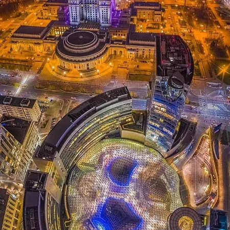 Appartement Class Metro Fast Wifi 100 Mbs 70'tv Netflix Hbo Max Disney+ Appletv+ Varsovie