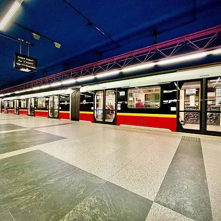 Class Metro Fast Wifi 100 Mbs 70’tv Netflix Hbo Max Disney+ Appletv+ *