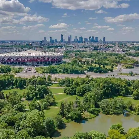 Apartamento Class Metro Fast Wifi 100 Mbs 70’tv Netflix Hbo Max Disney+ Appletv+