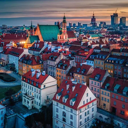 Class Metro Fast Wifi 100 Mbs 70'tv Netflix Hbo Max Disney+ Appletv+ Apartment Warsaw