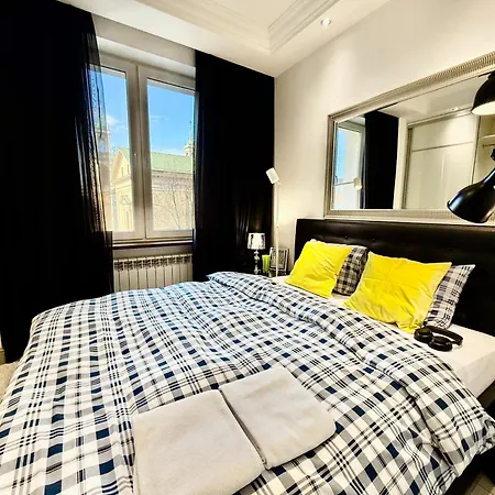 Class Metro Fast Wifi 100 Mbs 70'tv Netflix Hbo Max Disney+ Appletv+ Apartment