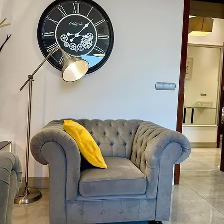 Class Metro Fast Wifi 100 Mbs 70'tv Netflix Hbo Max Disney+ Appletv+ Appartement Varsovie