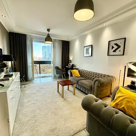 Class Metro Fast Wifi 100 Mbs 70’tv Netflix Hbo Max Disney+ Appletv+ * Varsovia