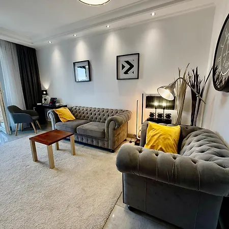 Class Metro Fast Wifi 100 Mbs 70’tv Netflix Hbo Max Disney+ Appletv+ Varsovia