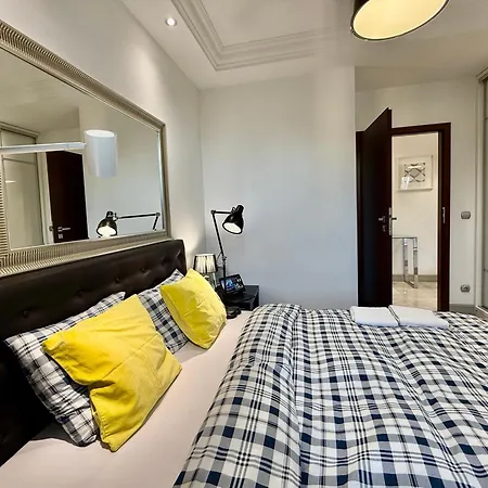 Class Metro Fast Wifi 100 Mbs 70’tv Netflix Hbo Max Disney+ Appletv+ *