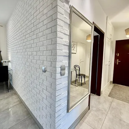 Apartment Class Metro Fast Wifi 100 Mbs 70'tv Netflix Hbo Max Disney+ Appletv+ *