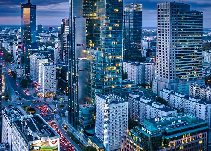 Class Metro Fast Wifi 100 Mbs 70'tv Netflix Hbo Max Disney+ Appletv+ Warsaw