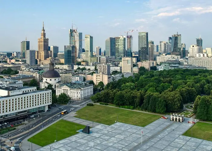 Class Metro Fast Wifi 100 Mbs 70'tv Netflix Hbo Max Disney+ Appletv+ * Warsaw