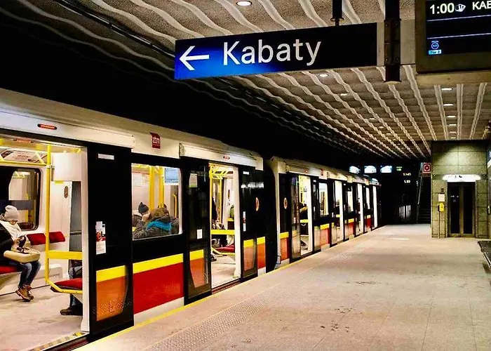 Class Metro Fast Wifi 100 Mbs 70'tv Netflix Hbo Max Disney+ Appletv+ Warsaw