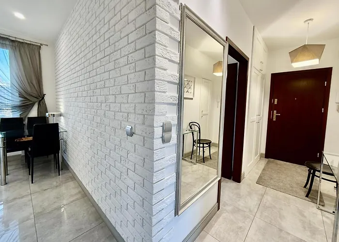 Apartment Class Metro Fast Wifi 100 Mbs 70'tv Netflix Hbo Max Disney+ Appletv+ *