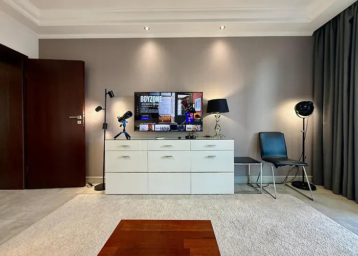 Class Metro Fast Wifi 100 Mbs 70'tv Netflix Hbo Max Disney+ Appletv+ Apartment *